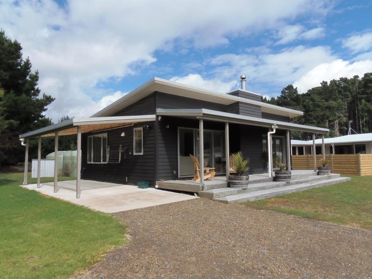 Nikau'S On Palmer Foxton Beach エクステリア 写真